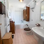 Scappo In Umbria, Torre Angelina فيلة