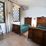 فيلة Scappo In Umbria, Torre Angelina *