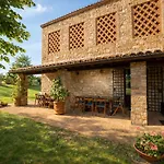 Scappo In Umbria, Torre Angelina فيلة *