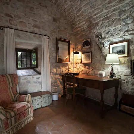 Scappo In Umbria, Torre Angelina فيلة *