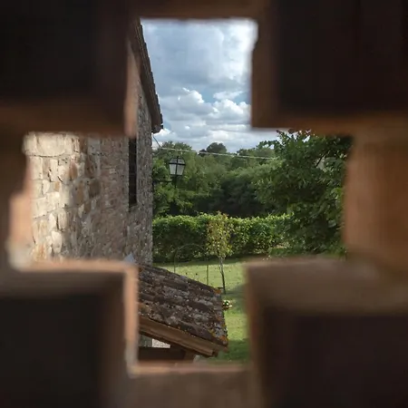 Scappo In Umbria, Torre Angelina Willa *