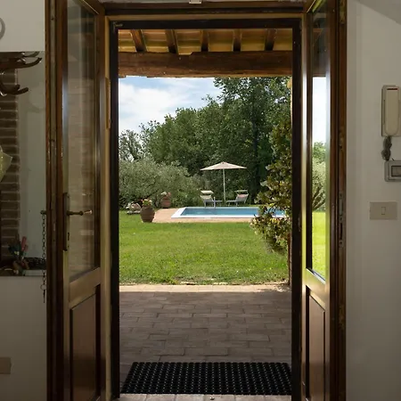 Scappo In Umbria, Torre Angelina * Todi