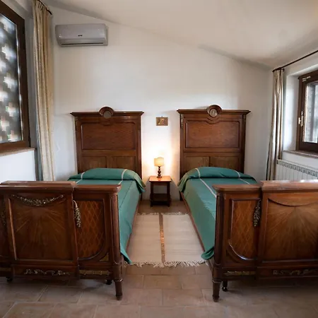 Scappo In Umbria, Torre Angelina